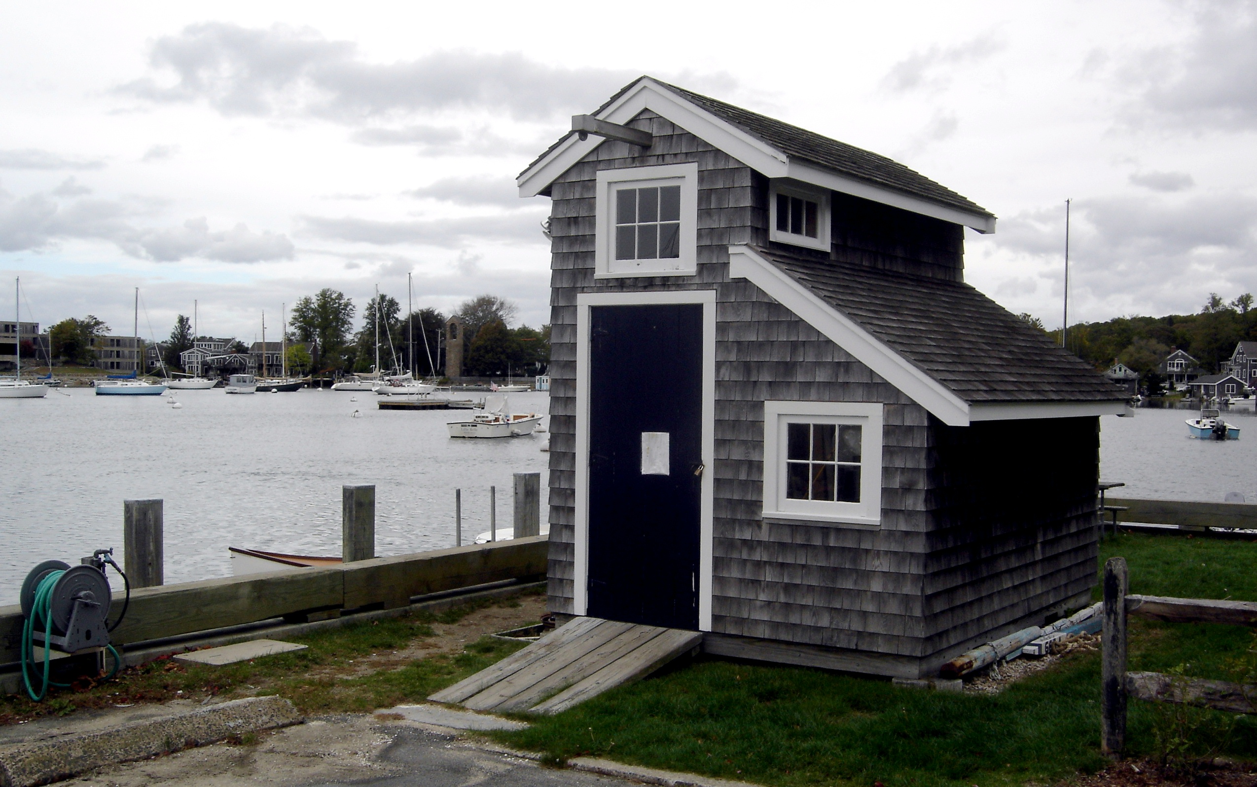Woods Hole, MA- A Micro nautical shed/cabin/tiny house | Relaxshax's 